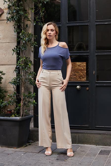 Kadın Modal Penye Geniş Sıfır Yaka Omuzu Dekolteli Aksesuarlı Düşük Omuz Bluz-İndigo 