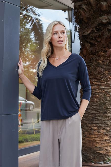 Kadın Kaliteli Modal Esnek Kumaş V Yaka Düşük omuzlu Kapri Truvakar Kol Hafif Salaş Bluz-Lacivert