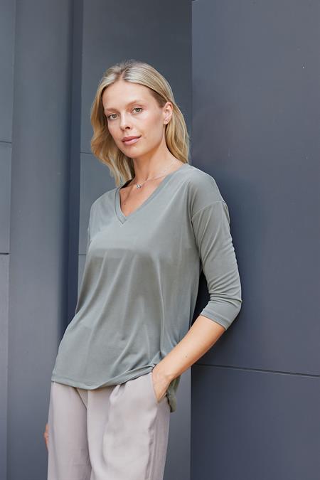 Kadın Kaliteli Modal Esnek Kumaş V Yaka Düşük omuzlu Kapri Truvakar Kol Hafif Salaş Bluz-Haki