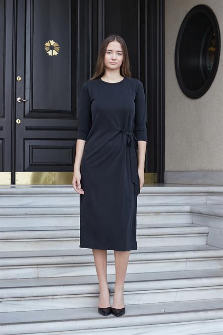 Kadın Esnek Modal Scuba Kumaş Geniş Sıfır Yaka Önden Bağlamalı Truvakar Kol Diz Altı Uzun Elbise-Siyah