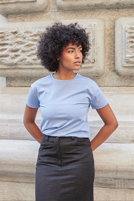 Kadın Sıfır Yaka Kırışmaz Span Karışımlı Şık Kısa Kol Likralı T-shirt Bluz-Açık Mavi