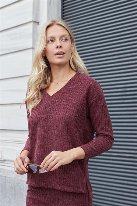 Kadın Simli Kaşkorse V Yaka Düşük Omuzlu Uzun Kol Yırtmaçlı Bluz -Bordo 