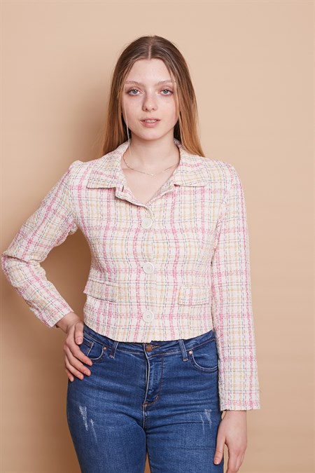 Önü Düğmeli Cep Kapaklı Tüvit Blazer Kısa Ceket-Krem Ekose