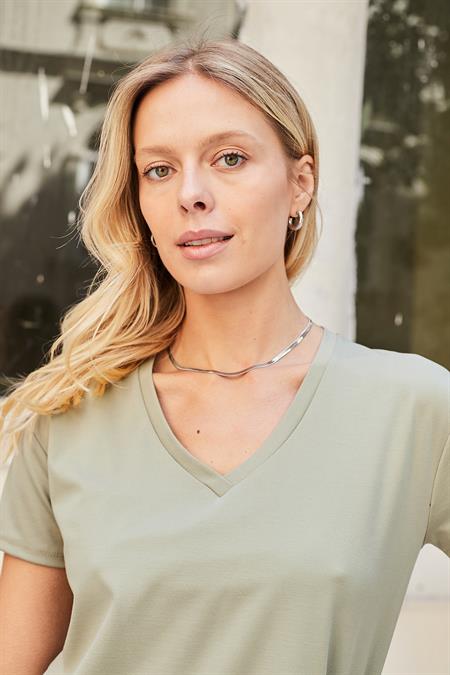 Kadın V Yaka Kısa Kol Likralı Span Kumaş Şık T-shirt Bluz-Açık Haki 