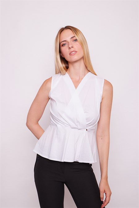 Vual Anvelop Kruvaze Önü Pileli Beli Volanlı Kolsuz Bluz -Beyaz 