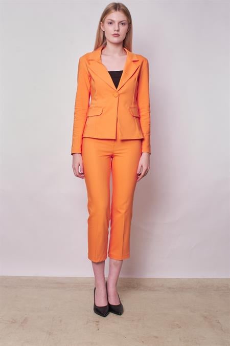 Kadın Yakalı Cep Kapaklı Uzun Kol Hafif Likralı Kumaş Blazer Ceket(Pantolon Jument 40076)-Mango