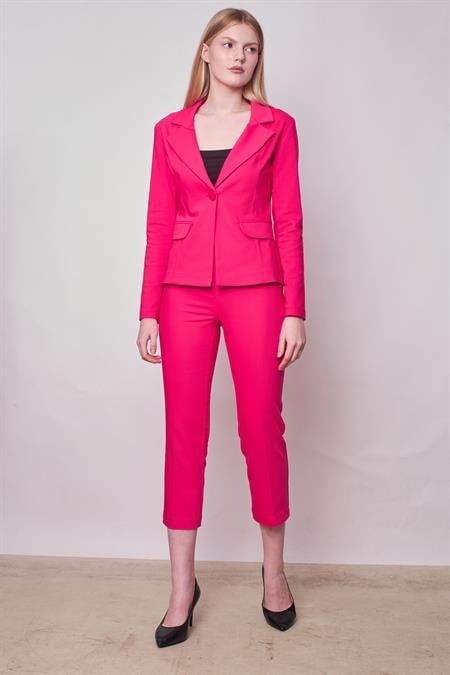 Kadın Yakalı Cep Kapaklı Uzun Kol Hafif Likralı Kumaş Blazer Ceket(Pantolon Jument 40076)-Fujya