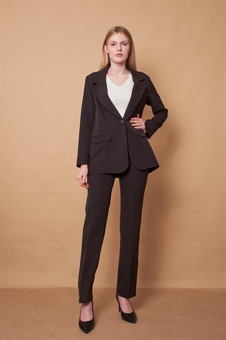 Kadın Yakalı Cep Kapaklı Uzun Kol Hafif Likralı Kumaş Oversize Blazer Ceket(Pantolonu Jument 40075)-Siyah