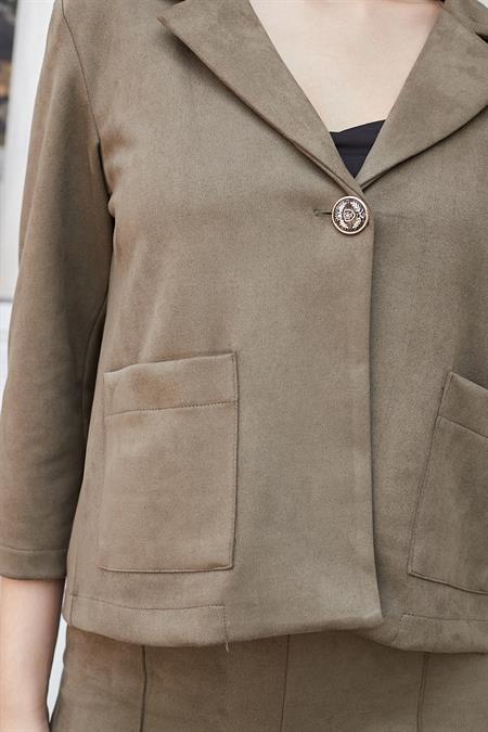 Kadın Yakalı Rahat Kesim Uzun Kol Hafif Likralı Süet Kumaş Düğmeli Cepli Blazer Ceket-Haki