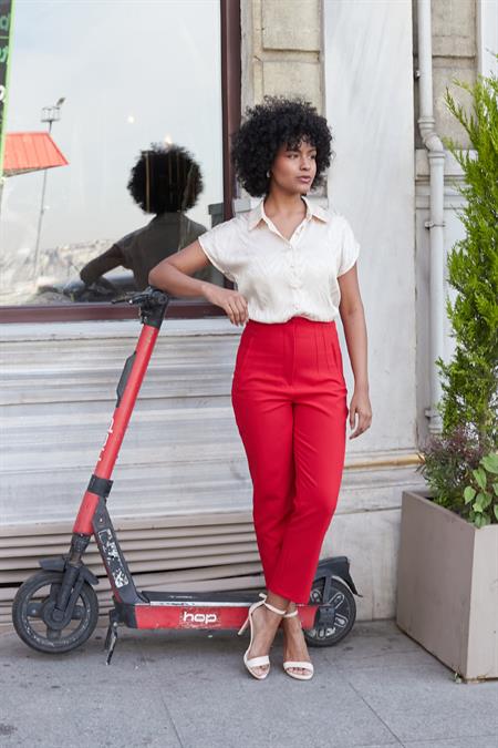 Kadın Yüksek Bel Rahat Kesim Şık Ofis Süs Cepli Havuç Pantolon-Kırmızı 