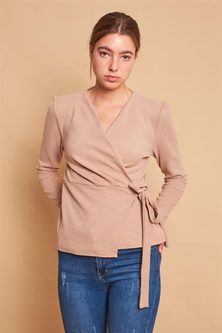 Kruvaze Anvelop Yandan Ayarlanabilir Bağlamalı Uzun Kol Hafif Likralı Triko Bluz-Koyu Bej