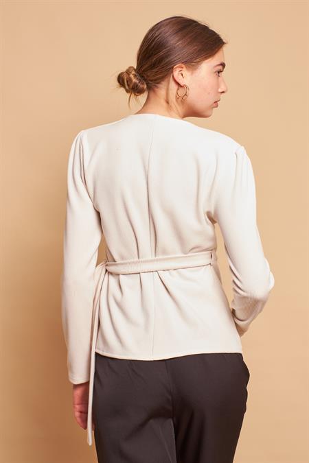 Kruvaze Anvelop Yandan Ayarlanabilir Bağlamalı Uzun Kol Hafif Likralı Triko Bluz-Şampanya