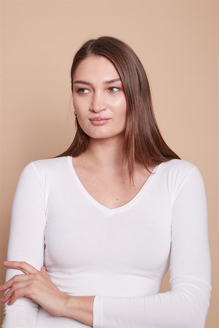 V Yaka Uzun Kol Pamuklu Likralı Body-Krem