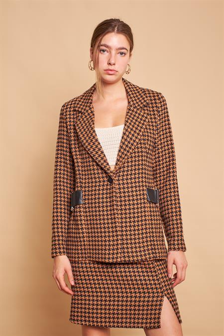 Pamuklu Kalın Tüvit Kumaş Desenli Aksesuar Detaylı Blazer Ceket(Metal Aksesuar Çıkabilir)-Taba Kazayağı