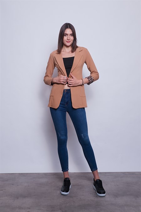 Yakalı Cepli Uzun Kol Kolu İsterse Katlanabilen Kumaş Blazer Ofis Ceket-Camel 