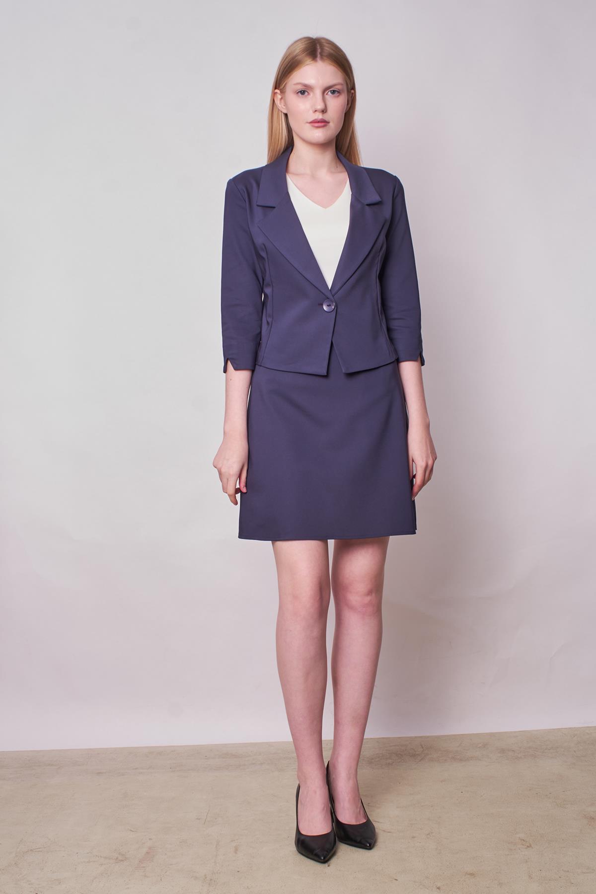 Kadın Yakalı Kapri Kollu Kolu Yırtmaçlı Hafif Likralı Kumaş Kısa Blazer  Ceket(Etek Jument 100083)-Lacivert