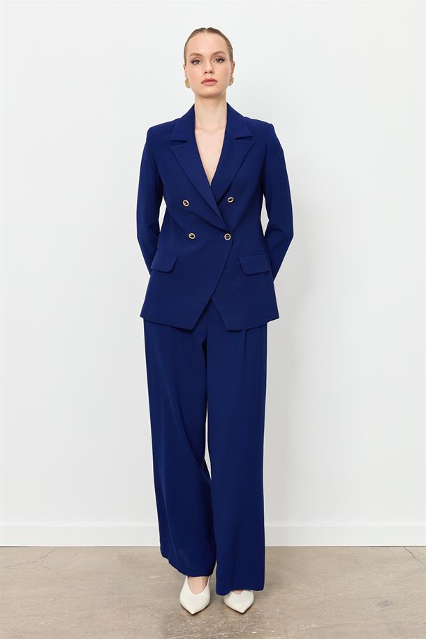 Asimetrik Kesim Krep Ceket-LACI