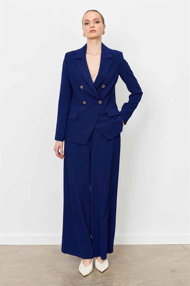 Asimetrik Kesim Krep Ceket-LACI