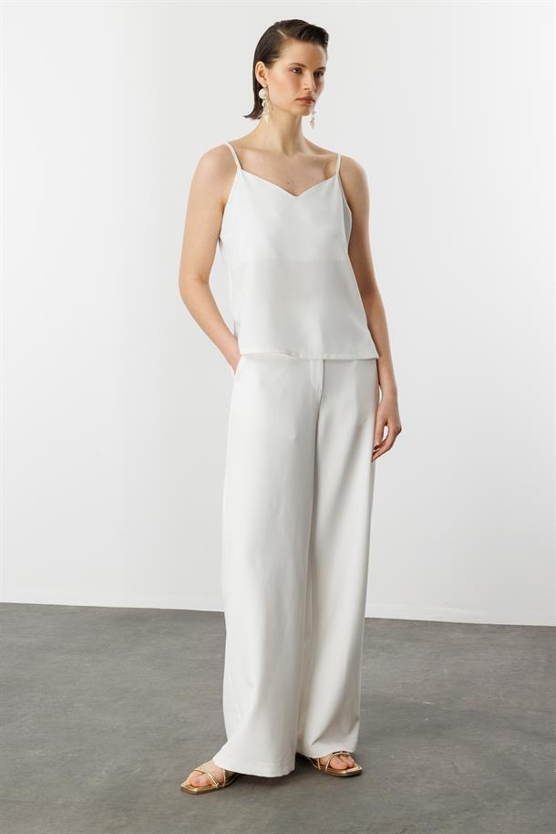 Askılı V Yaka Bluz-KEMIK