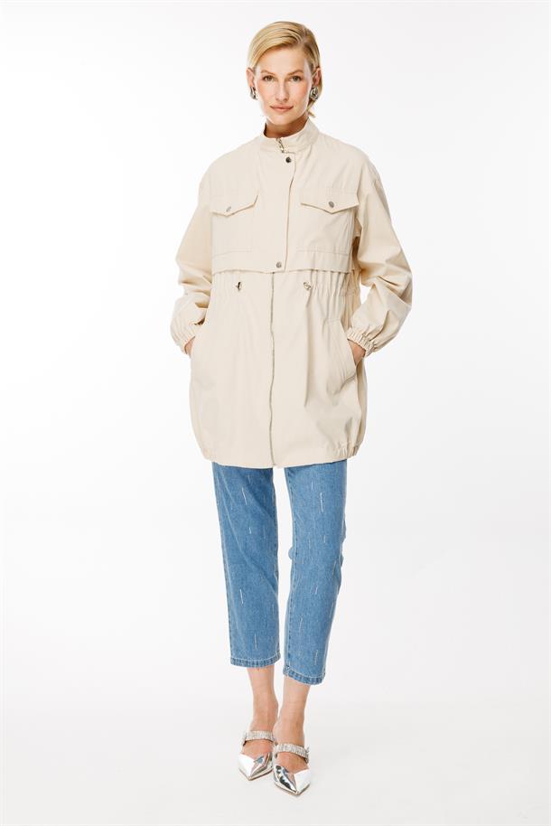 Beli Ayarlanabilir Düğme ve Fermuar Detaylı Kap-BEJ