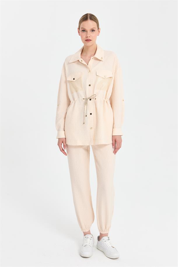 Beli Ayarlanabilir Gold İp ve Cep Detaylı Ceket-BEJ