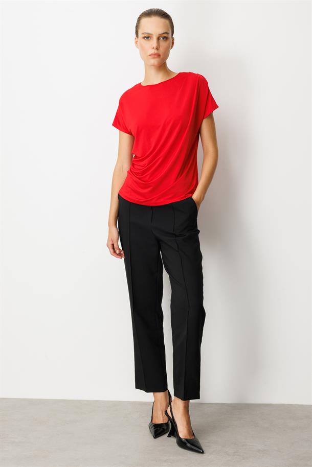 Beli Drape Detaylı Bluz-KIRMIZI