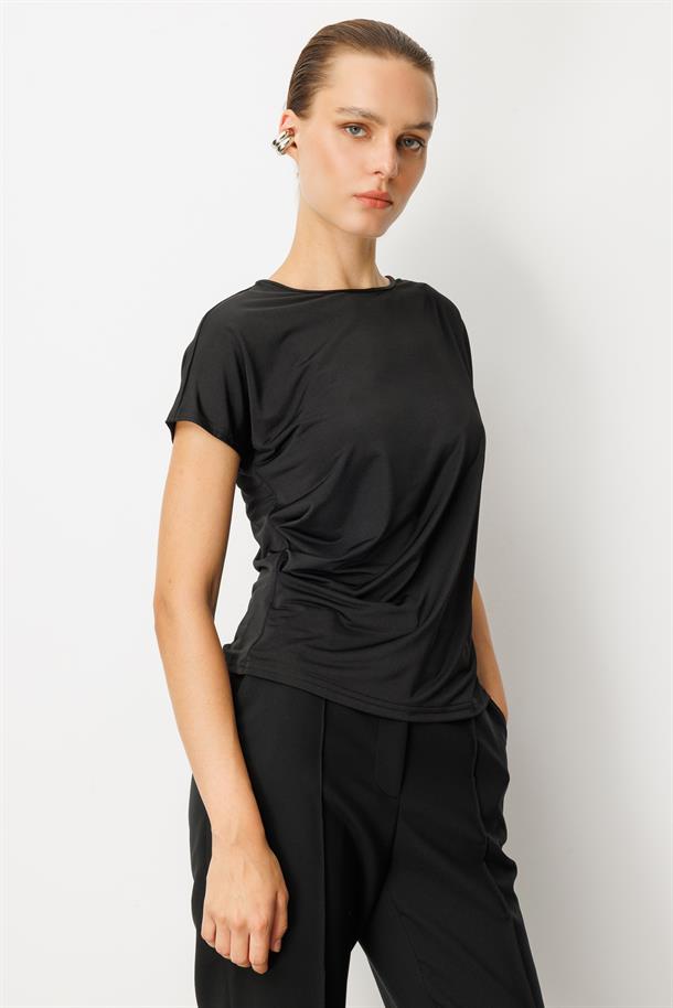 Beli Drape Detaylı Bluz-SİYAH