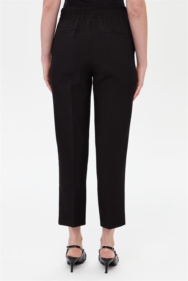 Beli Lastikli Düğme Detaylı Pantolon-SİYAH