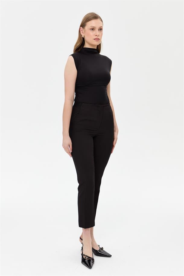 Yüksek Bel Arkası Lastikli Pantolon-SİYAH