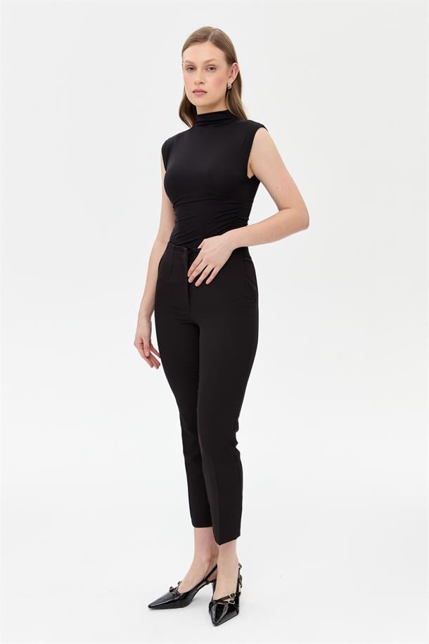 Yüksek Bel Arkası Lastikli Pantolon-SİYAH