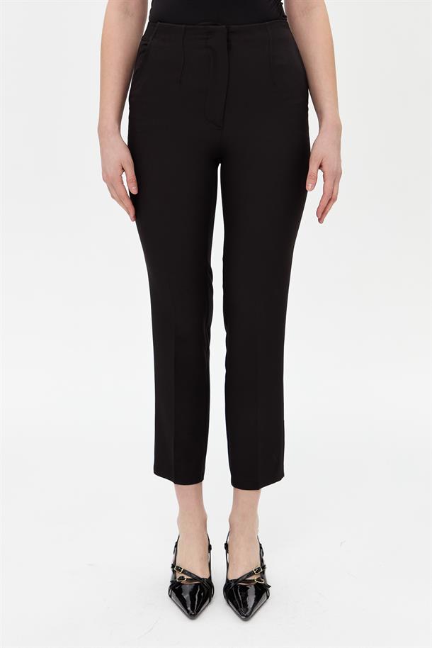 Yüksek Bel Arkası Lastikli Pantolon-SİYAH