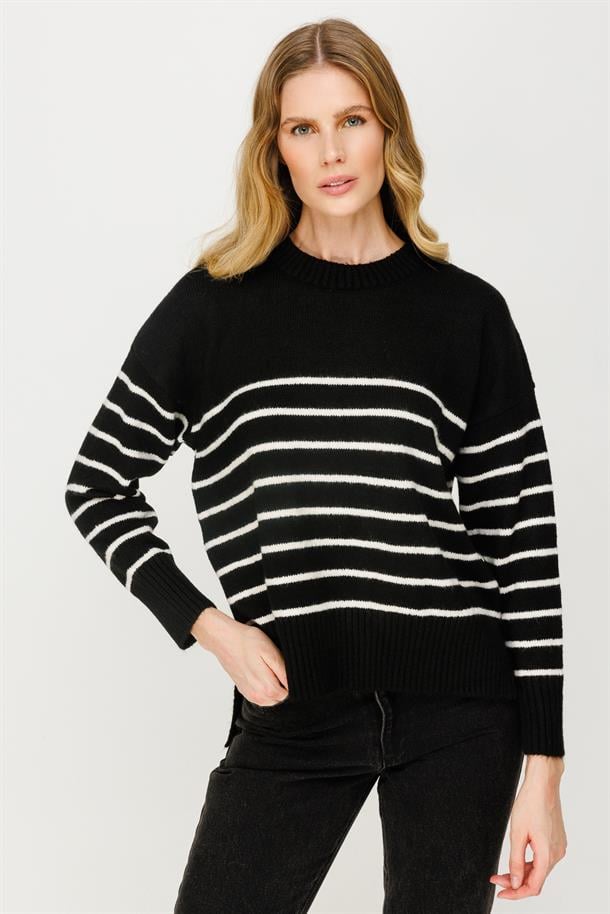Bisiklet Yaka Çizgili Triko Kazak-SİYAH
