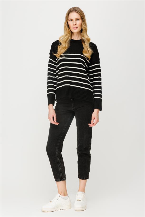 Bisiklet Yaka Çizgili Triko Kazak-SİYAH