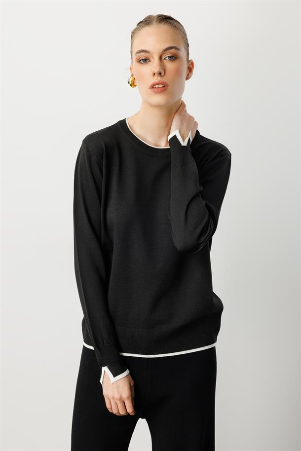 Biye Detaylı Basic Triko Kazak-SİYAH