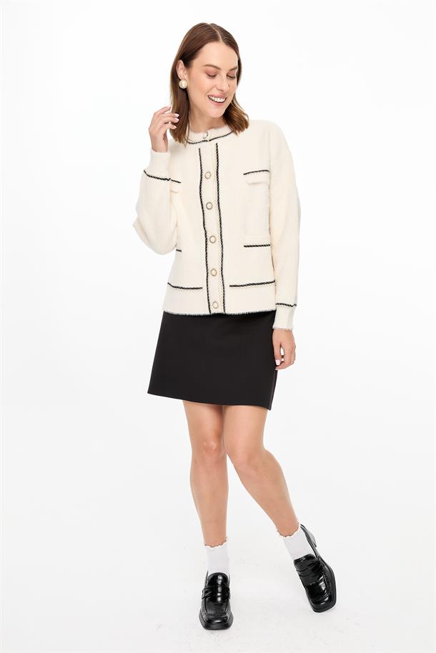 Biyeli İnci Düğmeli Triko Hırka-KEMIK