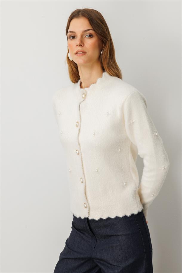 Boncuk Detaylı Triko Hırka-KREM