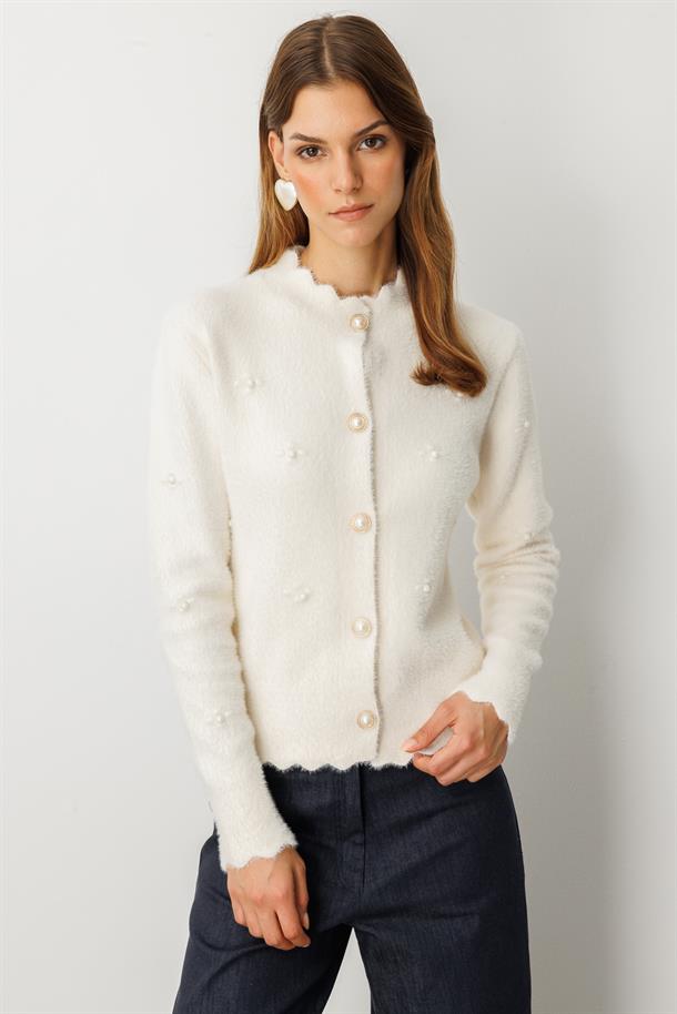 Boncuk Detaylı Triko Hırka-KREM