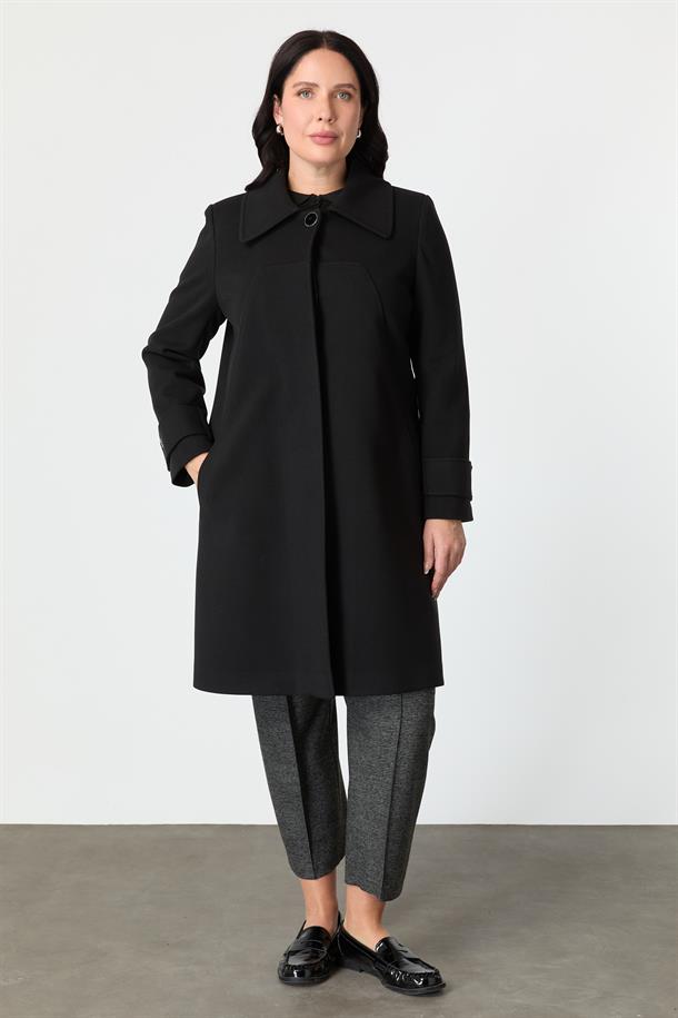 Büyük Beden Cep Detaylı Kaban-SİYAH