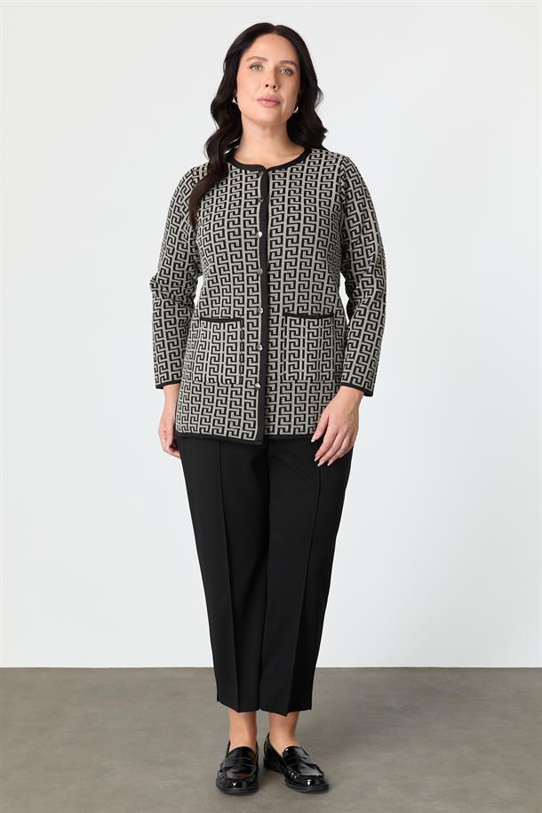 Büyük Beden Desenli Cep Detay Triko Hırka-SİYAH