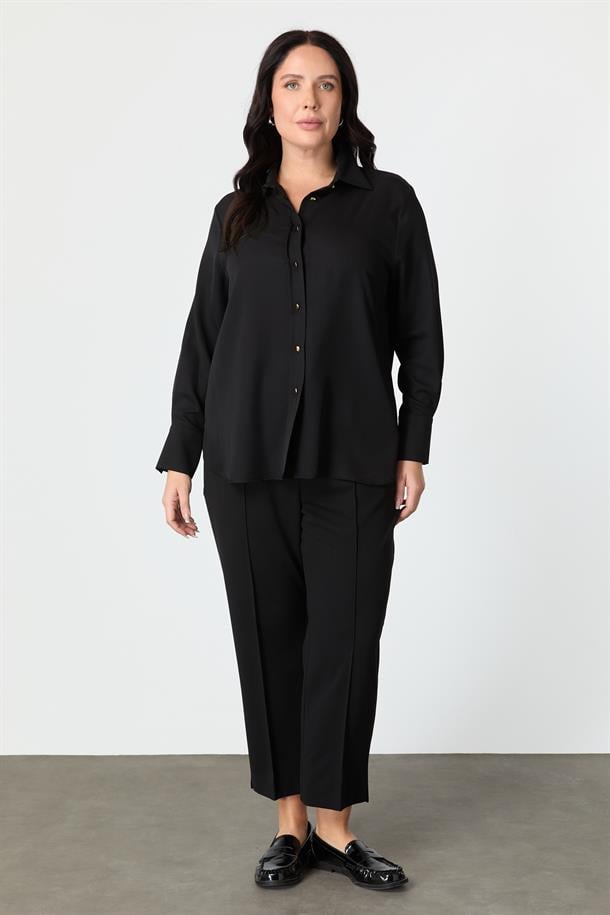 Büyük Beden Düğme Detay Gömlek-SİYAH