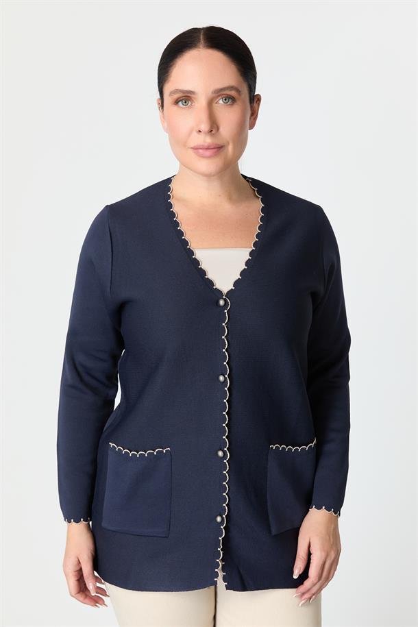 Büyük Beden Düğme Detay Triko Hırka-LACI