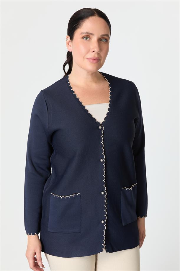 Büyük Beden Düğme Detay Triko Hırka-LACI