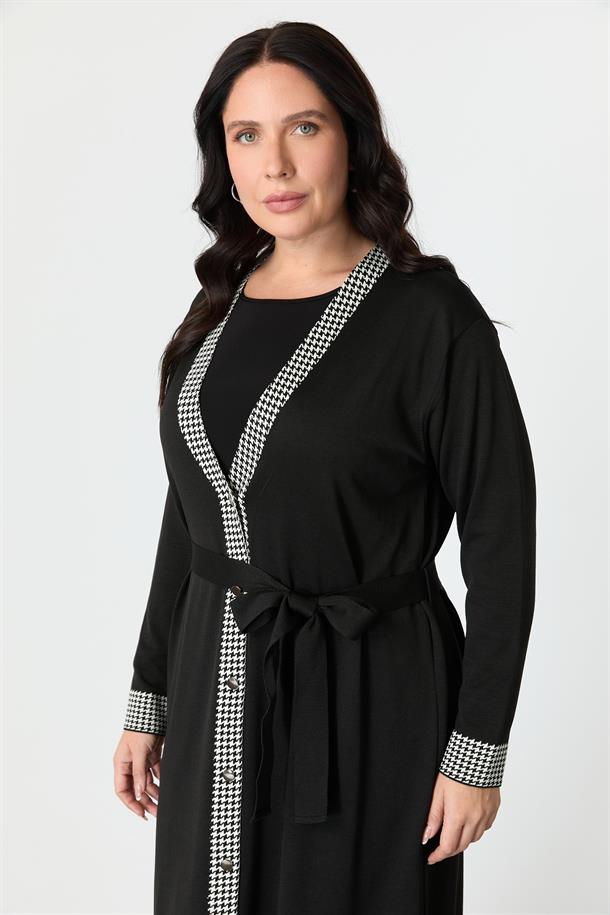 Büyük Beden Düğmeli Uzun Triko Hırka-SİYAH