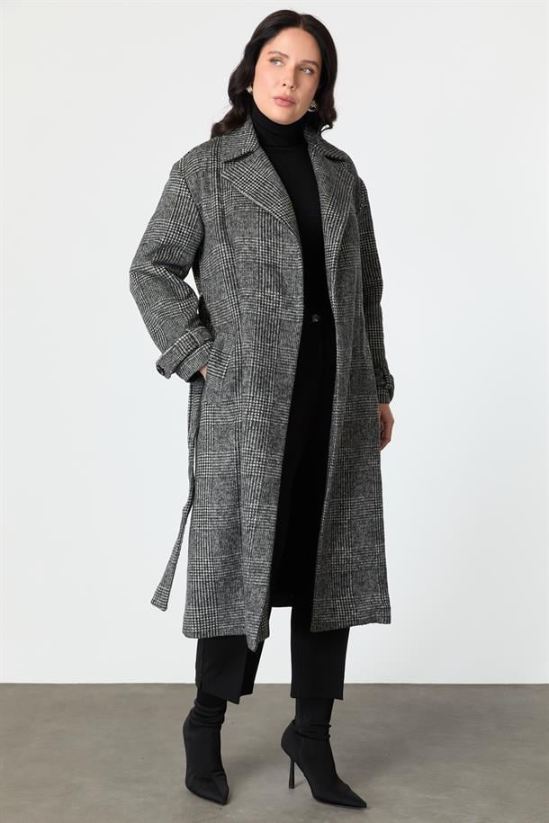 Büyük Beden Ekose Kaban-SİYAH