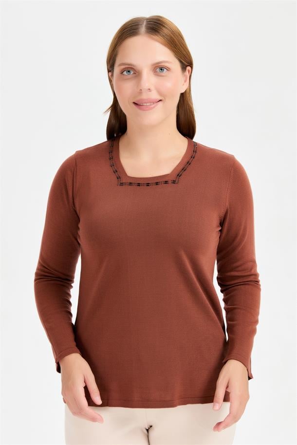 Büyük Beden Kare Yaka Taşlı Triko Bluz-KİREMİT