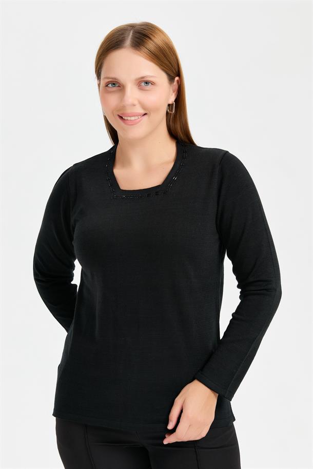 Büyük Beden Kare Yaka Taşlı Triko Bluz-SİYAH