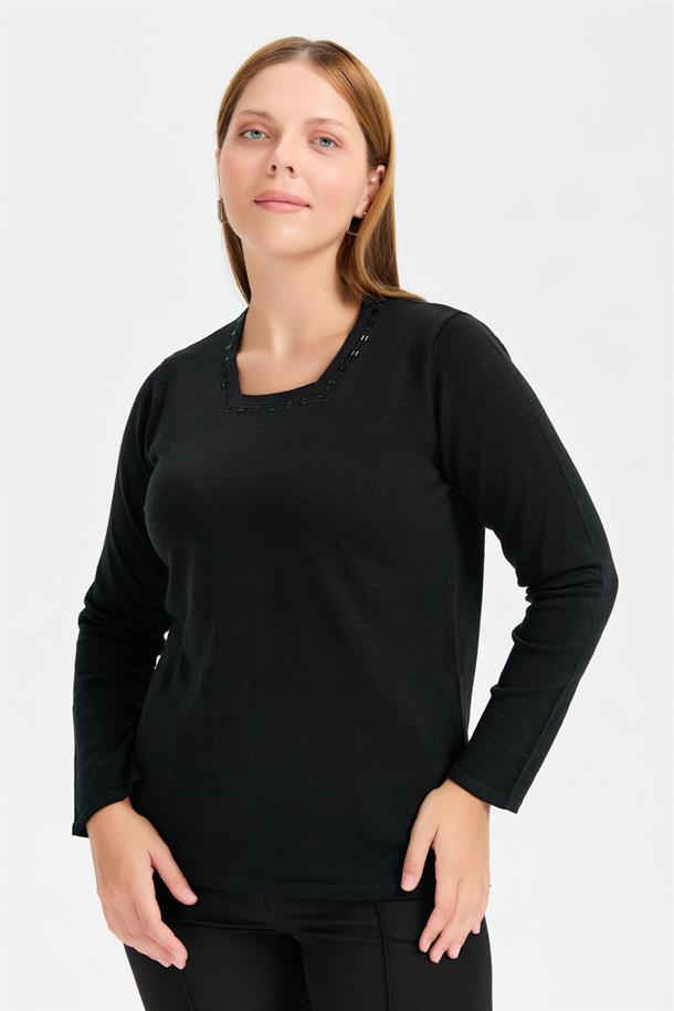 Büyük Beden Kare Yaka Taşlı Triko Bluz-SİYAH