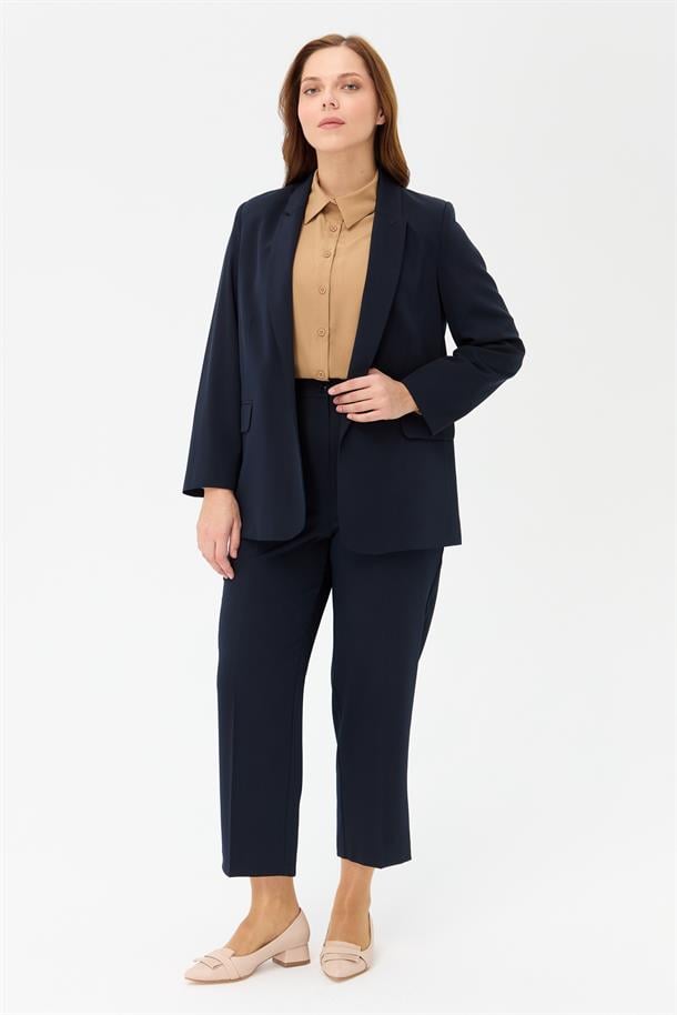 Büyük Beden Klasik Kesim Ceket-LACI