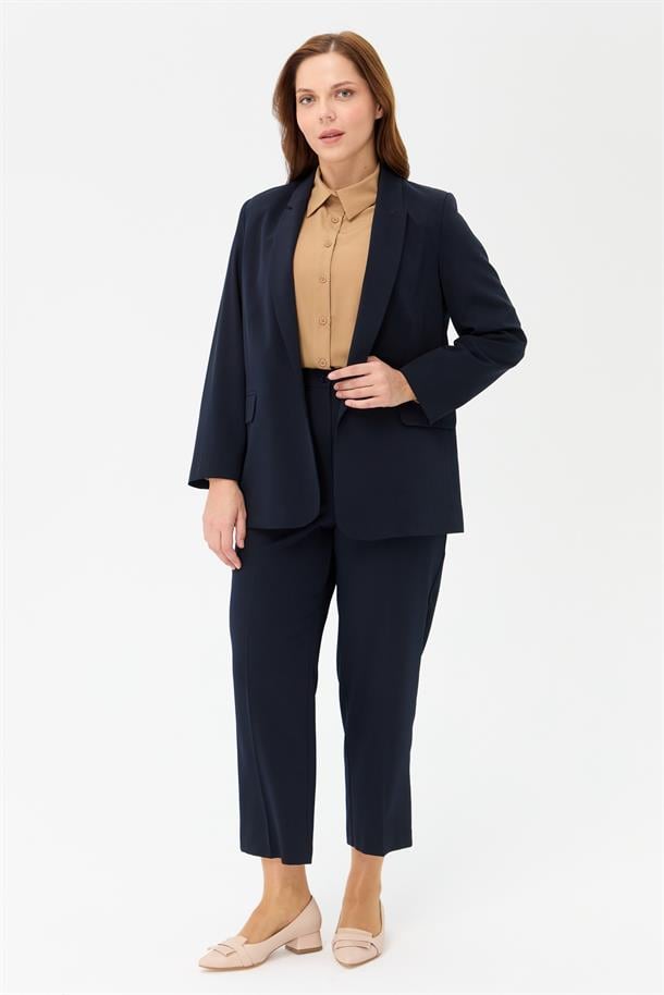 Büyük Beden Klasik Kesim Ceket-LACI