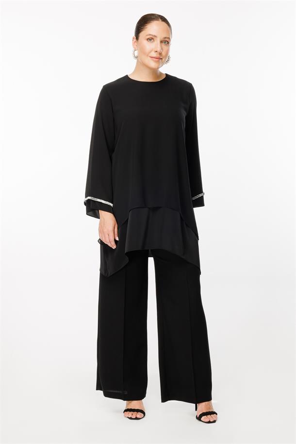 Büyük Beden Kolları Taş İşlemeli Asimetrik Kesim Bluz-SİYAH